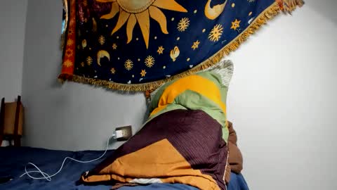 Snapshot of jaacksn chatting on February 12, 12:44 pm jaacksn online show from February 12, 12:44 pm