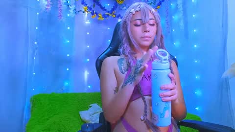 Snapshot of jaadee18 chatting on December 8, 6:39 pm jade 18 online show from December 8, 6:39 pm