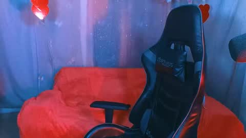 Snapshot of jaadee18 chatting on January 1, 11:51 pm jade 18 online show from January 1, 11:51 pm