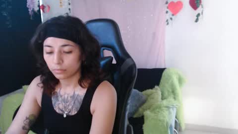 jade 18  online show from March 16, 7:40 pm