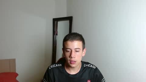 Snapshot of jac0b_x chatting on February 3, 6:40 am Tyler online show from February 3, 6:40 am