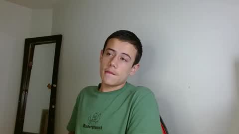 Snapshot of jac0b_x chatting on February 8, 6:06 am Tyler online show from February 8, 6:06 am