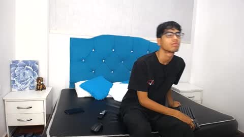 Snapshot of jacck_black chatting on June 27, 11:26 am jacck_black online show from June 27, 11:26 am