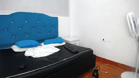 Snapshot of jacck_black chatting on June 30, 1:23 pm jacck_black online show from June 30, 1:23 pm