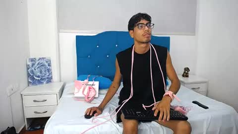 Snapshot of jacck_black chatting on July 2, 1:50 pm jacck_black online show from July 2, 1:50 pm