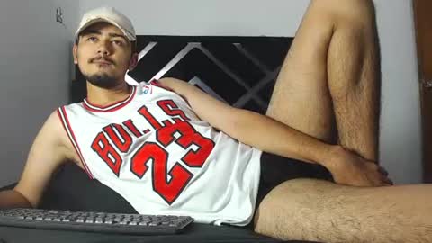 Snapshot of jack03xx_ chatting on December 12, 9:48 pm Jack online show from December 12, 9:48 pm