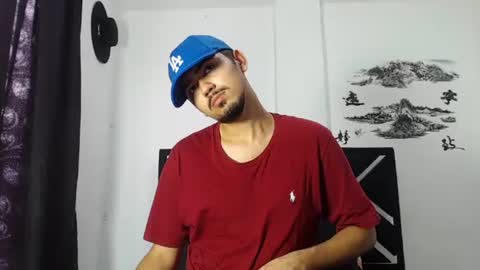 Snapshot of jack03xx_ chatting on December 21, 8:21 pm Jack online show from December 21, 8:21 pm