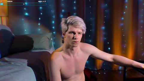 Snapshot of jack_frozt chatting on December 3, 4:16 pm brestonsweet online show from December 3, 4:16 pm