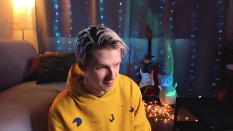 Snapshot of jack_frozt chatting on January 6, 7:45 am brestonsweet online show from January 6, 7:45 am