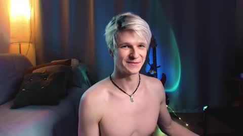 Snapshot of jack_frozt chatting on January 10, 3:41 am brestonsweet online show from January 10, 3:41 am