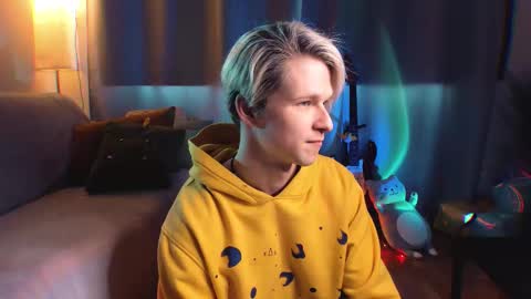 Snapshot of jack_frozt chatting on January 12, 9:36 am brestonsweet online show from January 12, 9:36 am