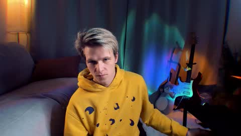 brestonsweet online show from March 15, 5:19 pm