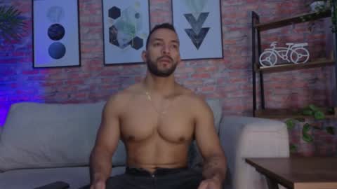 jack_kum online show from May 14, 7:31 pm