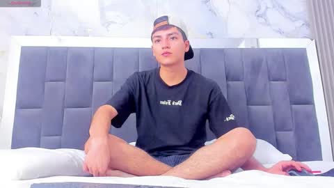 Snapshot of jack_noe chatting on March 1, 6:15 am jack_noe online show from March 1, 6:15 am