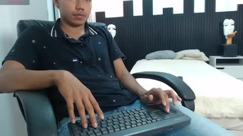 Snapshot of jack_ryan26 chatting on April 25, 9:34 pm Jack Ryan26 online show from April 25, 9:34 pm