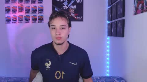 J online show from November 22, 10:03 am