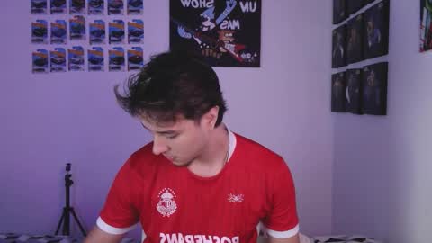 J online show from February 12, 8:42 am