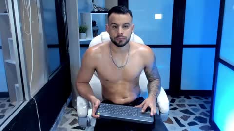 Snapshot of jackblanco_ chatting on January 2, 4:20 am Jack White online show from January 2, 4:20 am