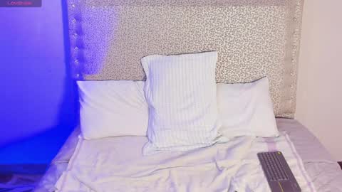 Snapshot of jackblanco_ chatting on February 7, 4:16 am Jack White online show from February 7, 4:16 am