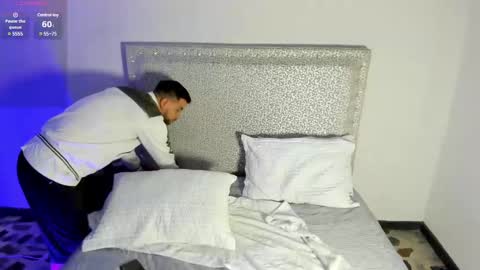 Snapshot of jackblanco_ chatting on February 18, 3:21 am Jack White online show from February 18, 3:21 am