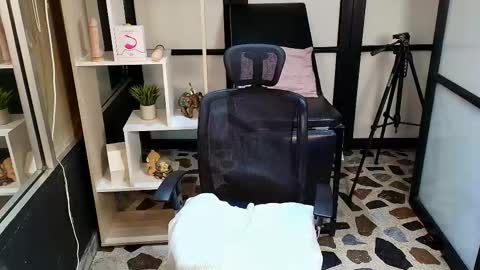 Snapshot of jackblanco_ chatting on March 7, 11:49 pm Jack White online show from March 7, 11:49 pm