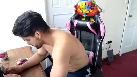 Snapshot of jackecuador chatting on November 28, 3:58 pm Jack online show from November 28, 3:58 pm