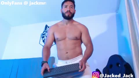 Snapshot of jacked_jack chatting on February 18, 1:12 am jacked_jack online show from February 18, 1:12 am
