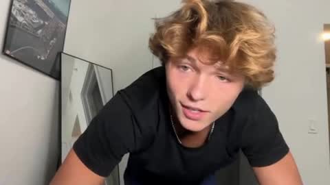 Snapshot of jackedvander chatting on July 7, 2:36 am jackkkkk online show from July 7, 2:36 am