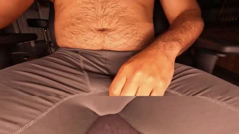 Snapshot of jackenwatch chatting on February 23, 6:44 am jackenwatch online show from February 23, 6:44 am