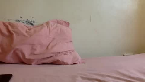 Snapshot of jackie_senpai chatting on January 4, 9:54 am jackie petit online show from January 4, 9:54 am