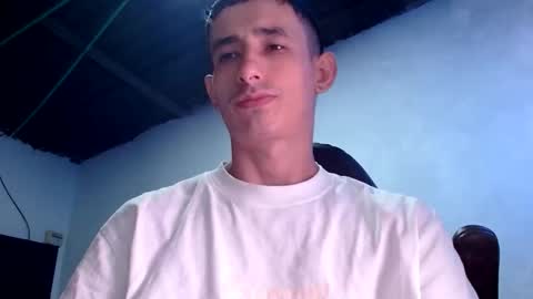 Snapshot of jackk_ho chatting on April 21, 9:37 am Jack online show from April 21, 9:37 am