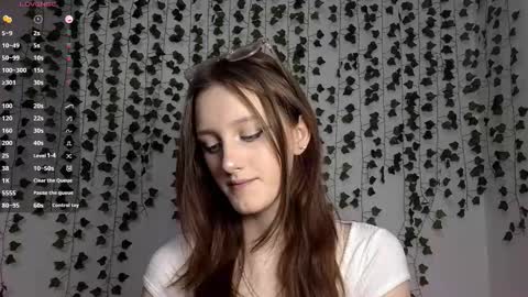 Lisa online show from February 17, 1:18 pm