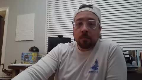 Snapshot of jacklandon78 chatting on April 5, 2:31 am Jack Landon online show from April 5, 2:31 am