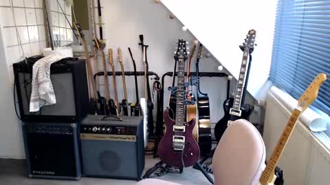 Snapshot of jackoff_hearts chatting on February 22, 10:03 am Jack independent model online show from February 22, 10:03 am