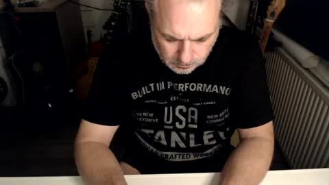Jack independent model  online show from June 17, 10:32 pm