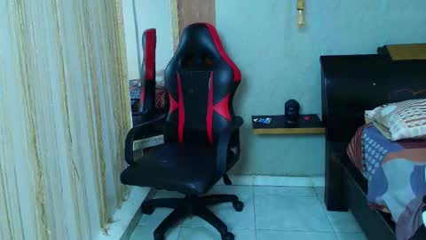 JAKSON online show from April 13, 9:31 pm