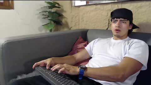 Snapshot of jackson_macleyn chatting on February 20, 7:36 pm Jackson online show from February 20, 7:36 pm