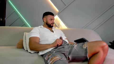 Jackson Wayne online show from February 24, 3:42 pm