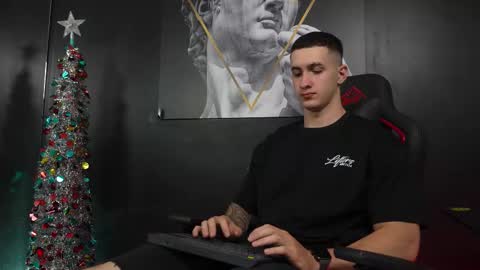 Jackson Olsen online show from December 17, 8:37 pm