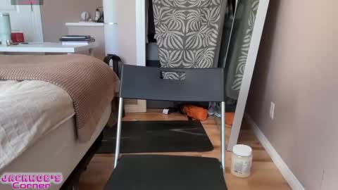 Jack online show from September 26, 5:06 pm