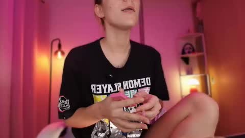 Snapshot of jacky_croft chatting on January 11, 4:17 am Linda Sofia help me get to 100 thumbs up online show from January 11, 4:17 am