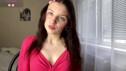 Snapshot of jaclynmalcolm chatting on April 11, 6:07 am Lillian online show from April 11, 6:07 am