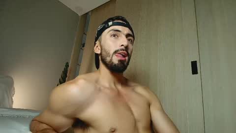 jacob__adams online show from April 10, 12:38 am