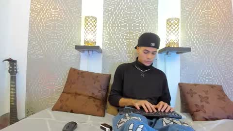 Snapshot of jacob_blackwell chatting on October 19, 8:42 pm jacob_blackwell online show from October 19, 8:42 pm