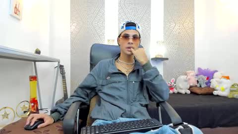 Snapshot of jacob_blackwell chatting on October 25, 7:08 pm jacob_blackwell online show from October 25, 7:08 pm