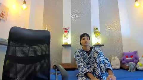 Snapshot of jacob_blackwell chatting on October 26, 7:20 pm jacob_blackwell online show from October 26, 7:20 pm