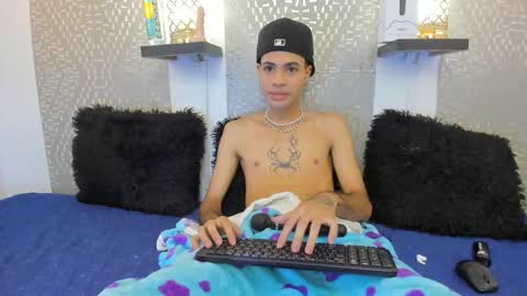 Snapshot of jacob_blackwell chatting on October 28, 10:56 pm jacob_blackwell online show from October 28, 10:56 pm