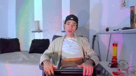 Snapshot of jacob_blackwell chatting on October 30, 7:36 pm jacob_blackwell online show from October 30, 7:36 pm