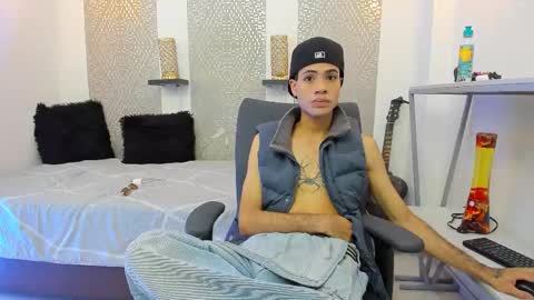 Snapshot of jacob_blackwell chatting on November 2, 7:38 pm jacob_blackwell online show from November 2, 7:38 pm