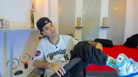 Snapshot of jacob_blackwell chatting on November 13, 12:04 pm jacob_blackwell online show from November 13, 12:04 pm